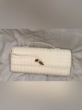 East West Clutch with Gold-Tone Hardware and Crossbody Strap (Cream)